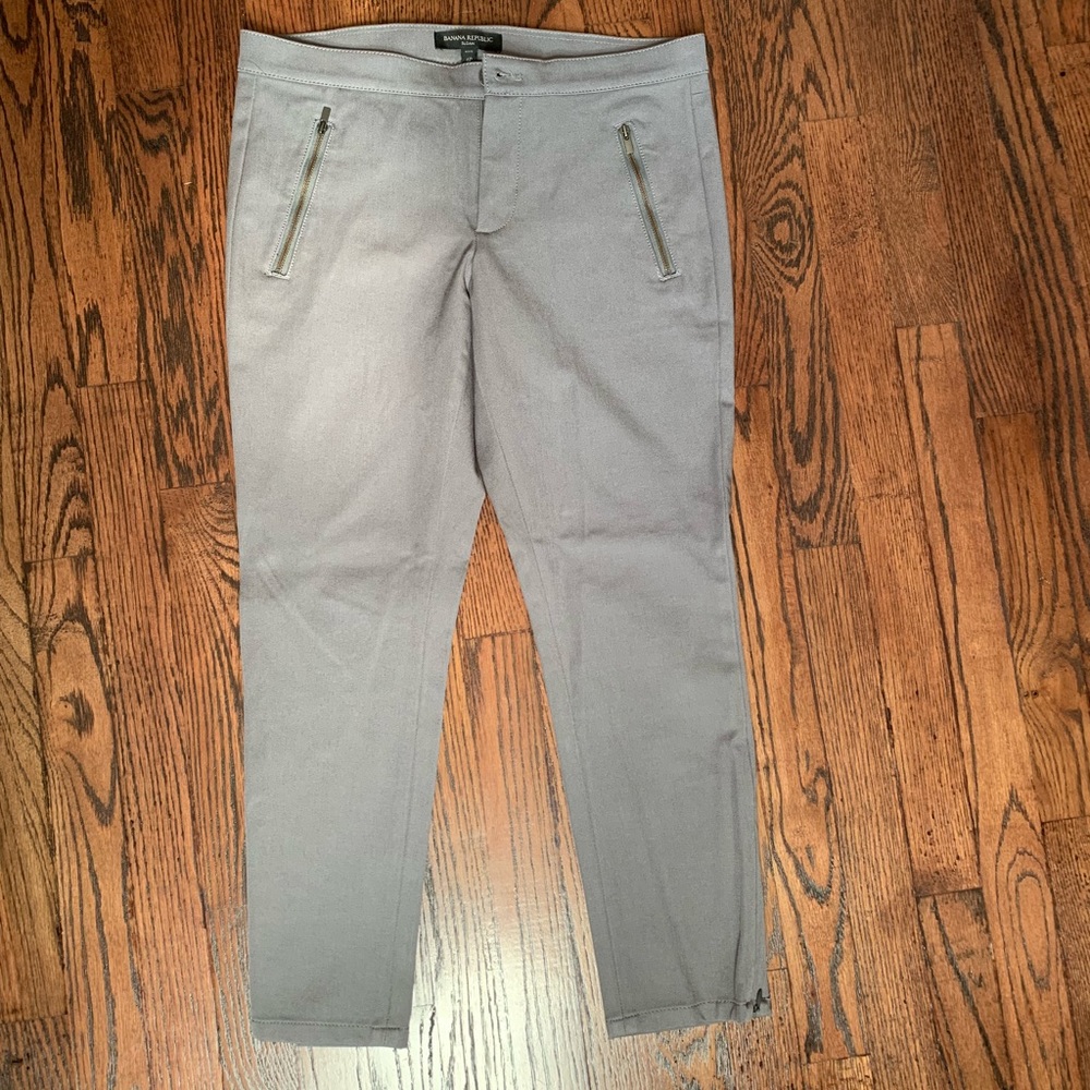 Banana Republic Sloan pant, grey, size 6P
